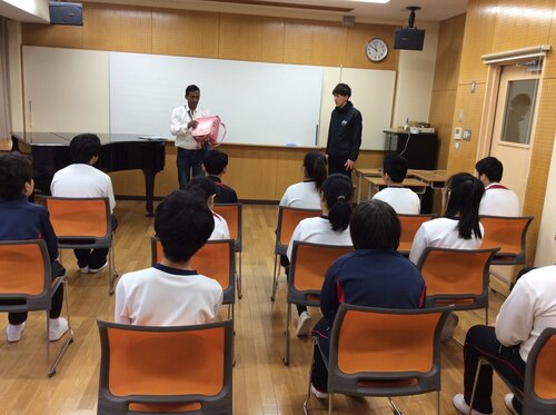 附属特別支援学校HP写真①.JPG